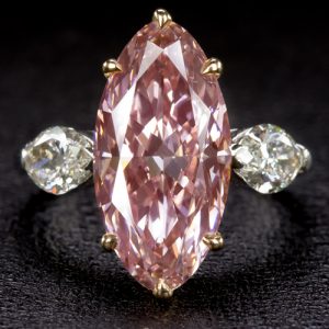 Four key tips to buy a good pink diamond
